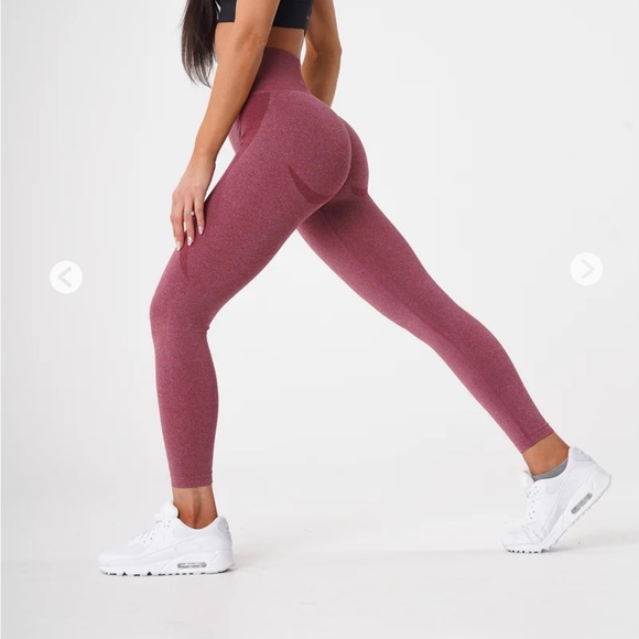 Maroon Contour Seamless Leggings - Picture 4 of 6